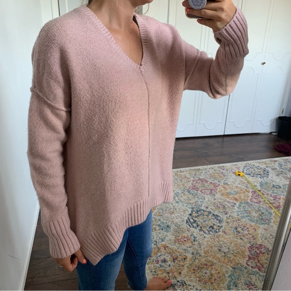 Revolve John + Jenn | Pale Pink V Neck Oversized Thick Sweater - Picture 10 of 11